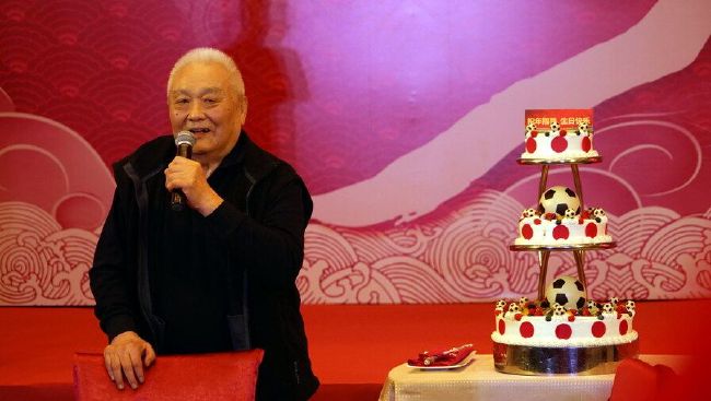 水晶宫的球员很有水平，他们的前锋身体素质一直都非常、非常、非常出色。
